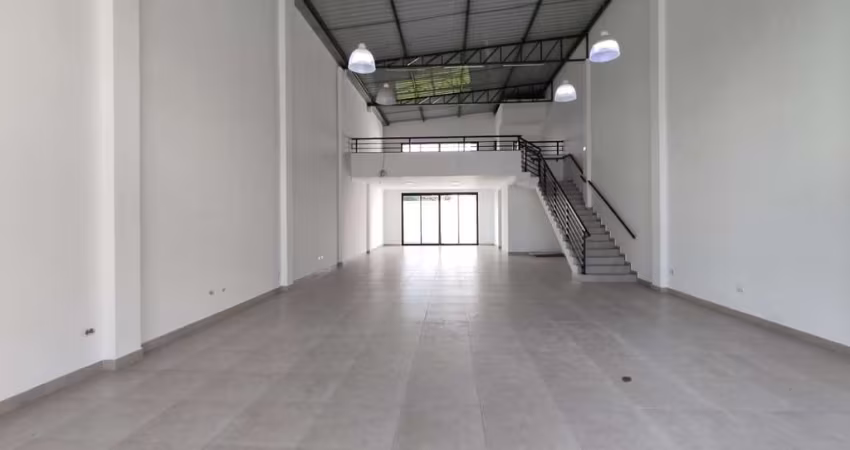 Salão para alugar, 230 m² por R$ 7.700,00/mês - Novo Centro - Itu/SP