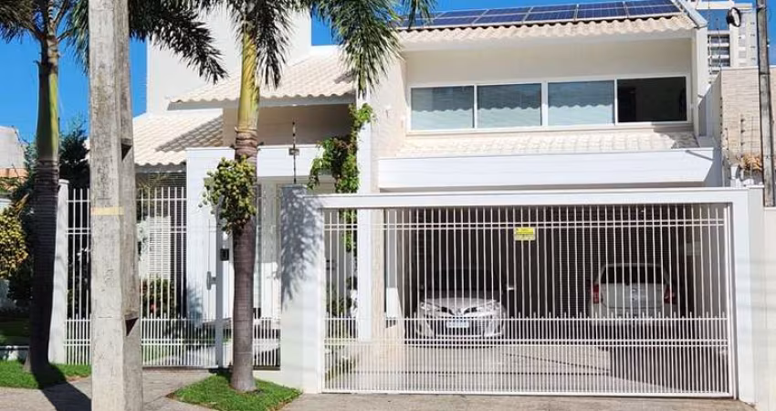 Casa 3 dormitórios para Venda em Umuarama, Jardim América, 3 dormitórios, 2 suítes, 4 banheiros, 5 vagas