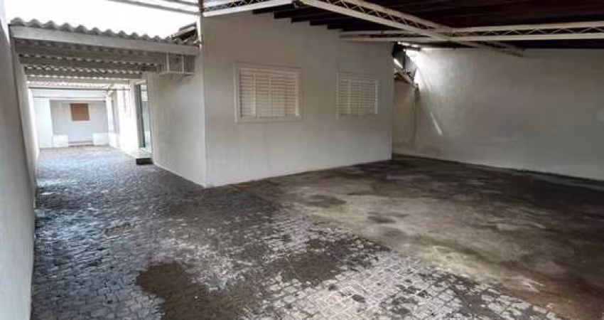 Casa para Venda em Uberlândia, Luizote de Freitas I, 3 dormitórios, 1 suíte, 2 banheiros, 1 vaga