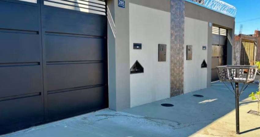 Casa Geminada para Venda em Uberlândia, São Bento, 3 dormitórios, 1 suíte, 2 banheiros, 2 vagas