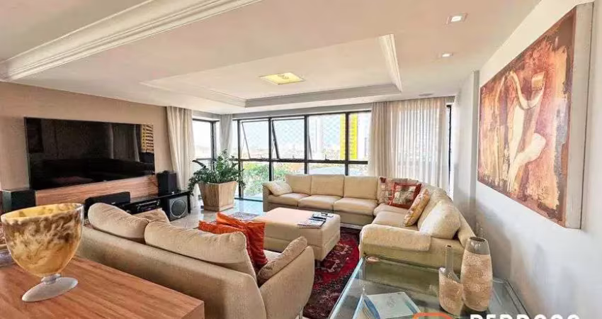 Apartamento com 330 m2 - 4 suítes (1 master) - Cristal Aquarius - Candelária - 4 vagas - Finaciavel