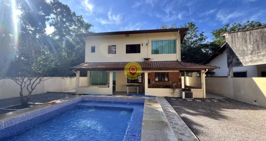 Casa em Condomínio Exclusivo em Boracéia – São Sebastião/SP
