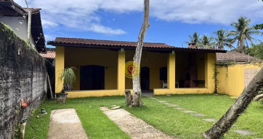 Casa Ampla a 150 Metros da Praia – Conforto e Localização Privilegiada