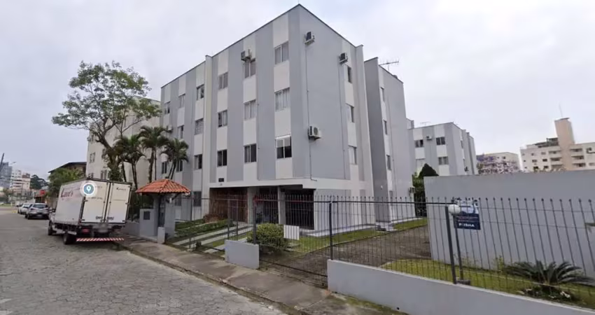 Apartamento com 3 quartos para alugar na Rua João Nilo Morfim, 117, Nossa Senhora do Rosário, São José