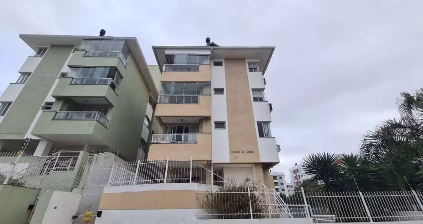 Apartamento com 3 quartos para alugar na Rua Jaime Estefano Becker, 159, Areias, São José