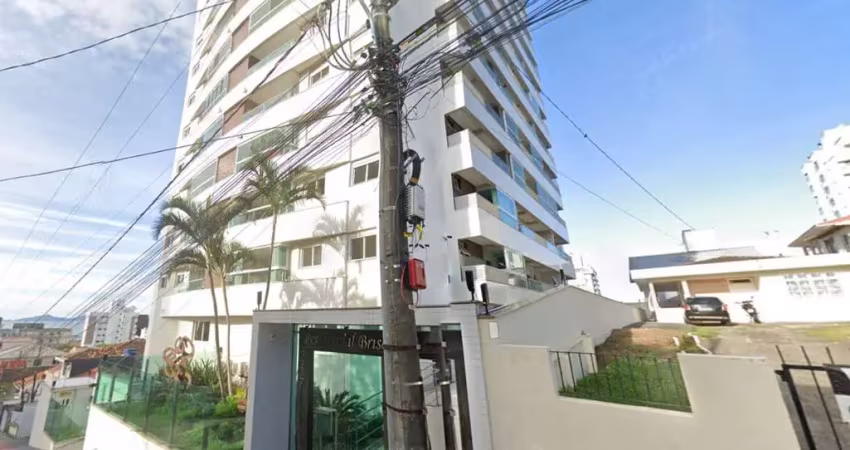 Apartamento com 2 quartos para alugar na Rua Manoel Loureiro, 257, Barreiros, São José