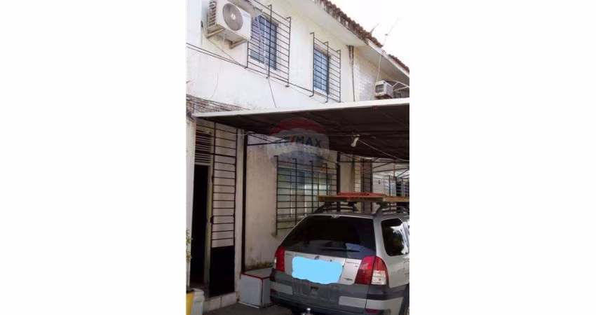 Casa Duplex 77,50m2 , 03 quartos na Av Beberibe ( condomínio fechado ) Porto da Madeira
