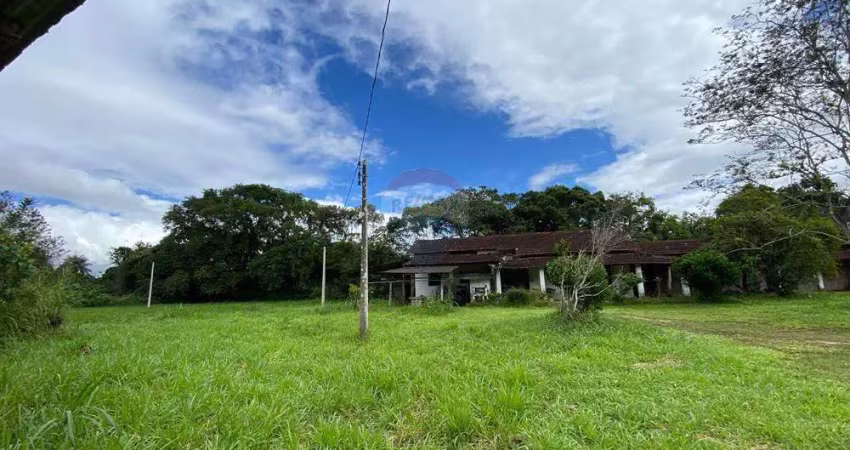 Oportunidade única em aldeia! terreno de esquina com 13.000 m² – ideal para casa de eventos ou centro de treinamento