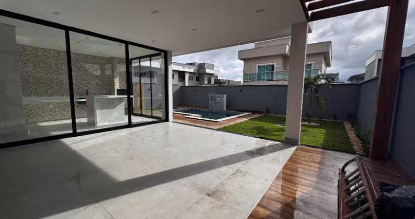 CASA NO DAMHA TERREA COM 3 SUITES, QUINTAL E PISCINA