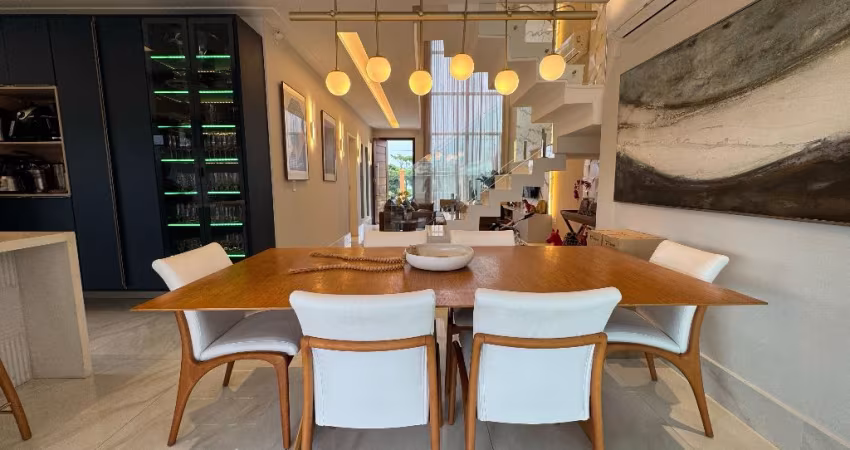 Casa Duplex no Damha, com 3 suites, 4 vagas, Nascente