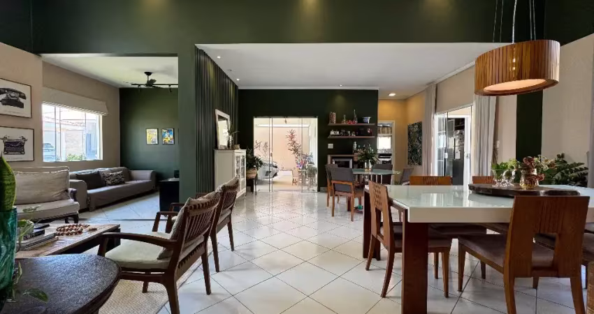 Casa no Lara Liotto, com 4 quartos, escritorio, lazer privativo, area total de 600M²