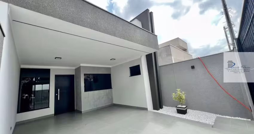 Casa à venda no bairro Parque das Grevíleas I parte - Maringá/PR