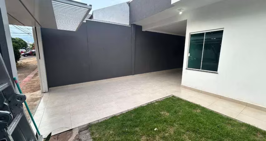 Casa com 3 quartos à venda no Jardim Santa Rosa, Maringá 