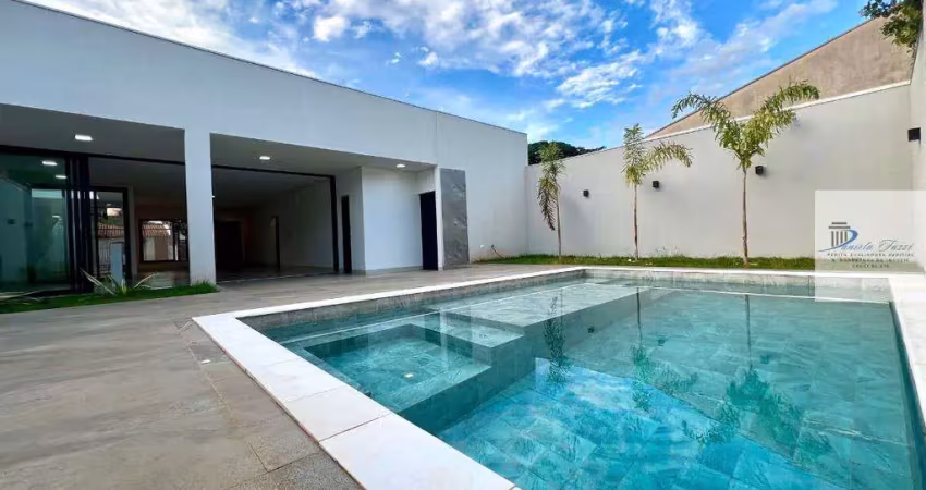 Casa à venda com 03 suítes e piscina com 207m2 de construção e 375m2 de terreno