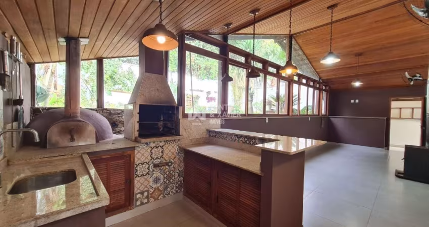 Casa com 4 quartos à venda, 167 m² por R$ 839.000 - Colinas do Imperador - Juiz de Fora/MG
