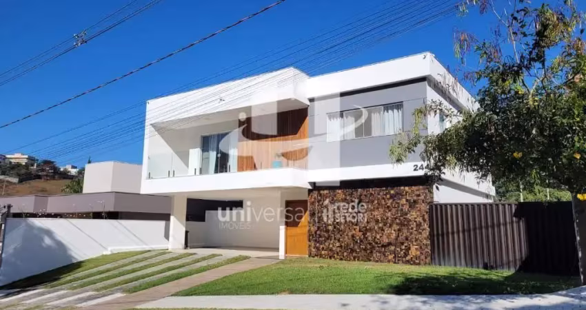 Casa em condomínio com 3 quartos à venda, 670m² por r$ 1.450.000 - portal do aeroporto - juiz de fora/mg