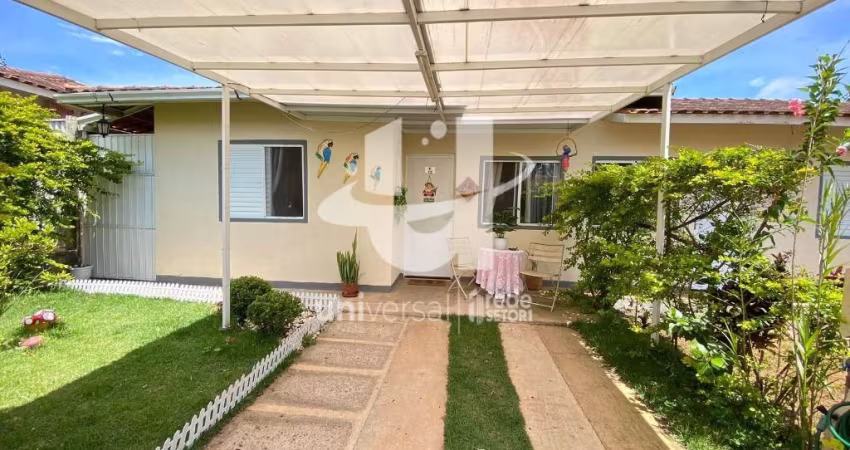 Linda Casa em Condominio!!!!!