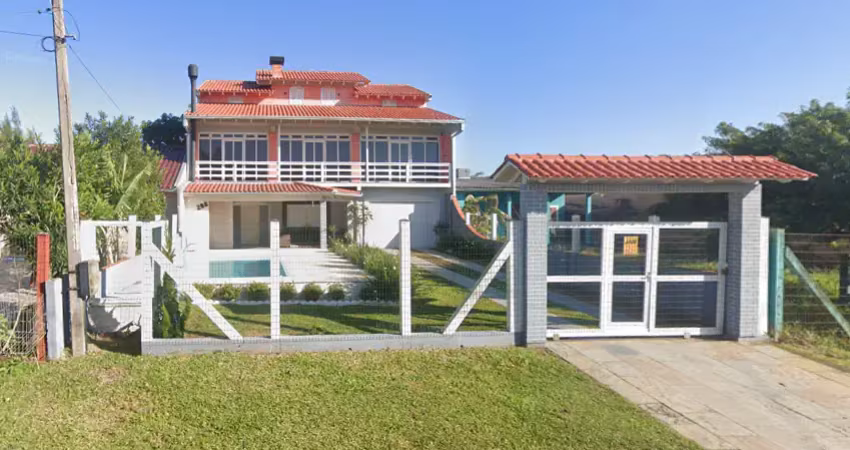 Oportunidade!! Casa 05 dormitórios, valor diferenciado. VENDA ABAIXO DO VALOR DE MERCADO!