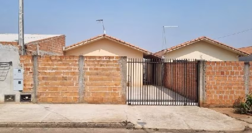 Oportunidade! Casa 02 dormitórios, valor diferenciado. VENDA ABAIXO DO VALOR DO MERCADO!