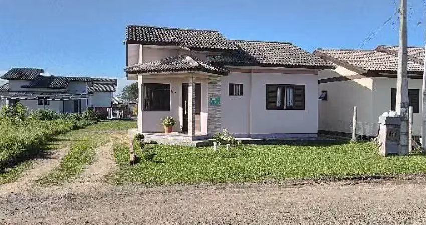 Oportunidade!! Casa 02 dormitórios, valor diferenciado. VENDA ABAIXO DO VALOR DE MERCADO!