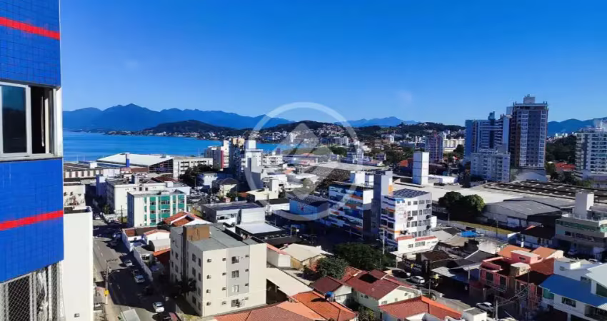 Apartamento com 3 quartos à venda na Rua Jaime Arruda Ramos, 26, Kobrasol, São José