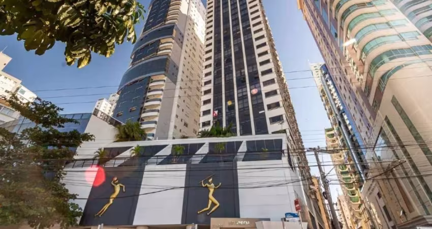 Apartamento com 4 quartos para alugar na Avenida Atlântica, 1400, Centro, Balneário Camboriú