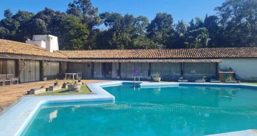 CASA A VENDA NO CONDOMÍNIO  RESIDENCIAL HARAS GUANCAN  - COTIA - GRANJA VIANA - SP
