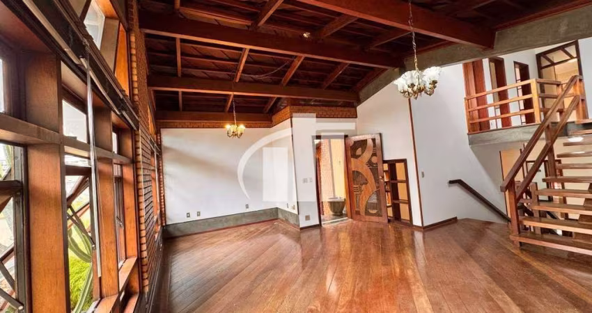 Casa a venda com 273m² na Vila Lageado