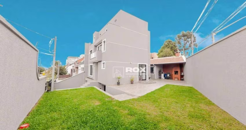 Sobrado com 4 quartos e amplo quintal à venda, 304 m² por R$ 1.498.000,00 - Pilarzinho, Curitiba/PR