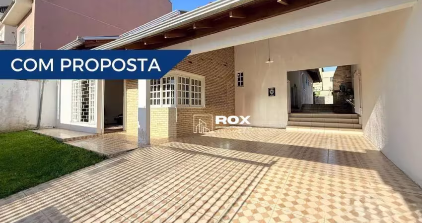 Casa térrea com 3 suítes, terreno grande à venda em santa felicidade - curitiba/pr