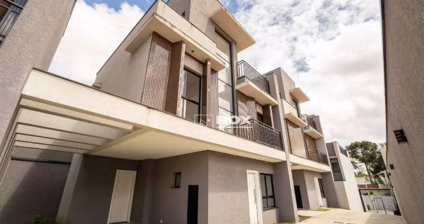 Sobrado com 3 quartos à venda, 136 m² - Água Verde, Curitiba/PR