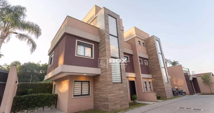 Sobrado mobiliado, 3 quartos à venda, 122 m² - Uberaba - Curitiba/PR