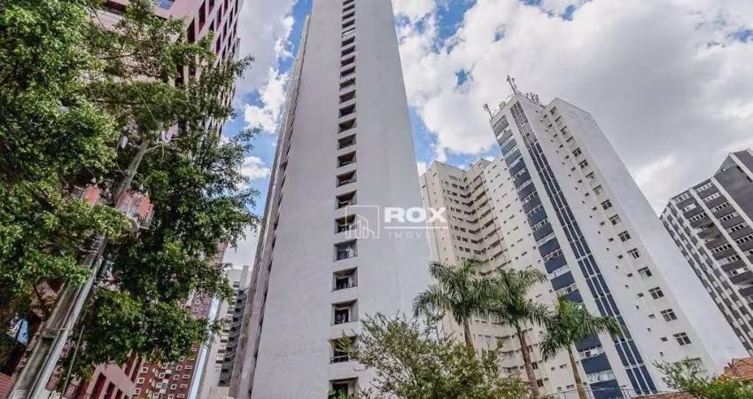 Cobertura com 4 suítes, piscina, sauna e 4 vagas à venda, 834 m² - Batel, Curitiba/PR