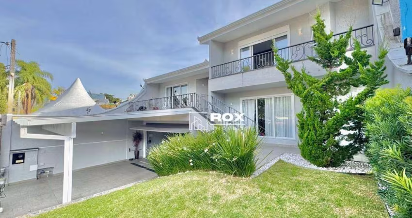 Casa com 4 quartos, porteira fechada, piscina e quintal amplo à venda, 490 m² por R$ 3.799.000 - Santo Inácio, Curitiba/PR