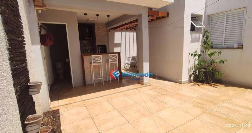Casa com 3 dormitórios à venda, 112 m² por R$ 485.000,00 - Guatemozin - Paulínia/SP