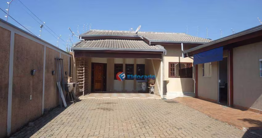Casa com 2 dormitórios à venda, 220 m² por R$ 680.000,00 - Loteamento Remanso Campineiro - Hortolândia/SP