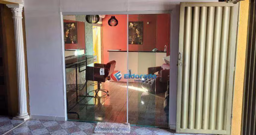 Casa com 3 dormitórios à venda, 197 m² por R$ 530.000,00 - Jardim Adelaide - Hortolândia/SP