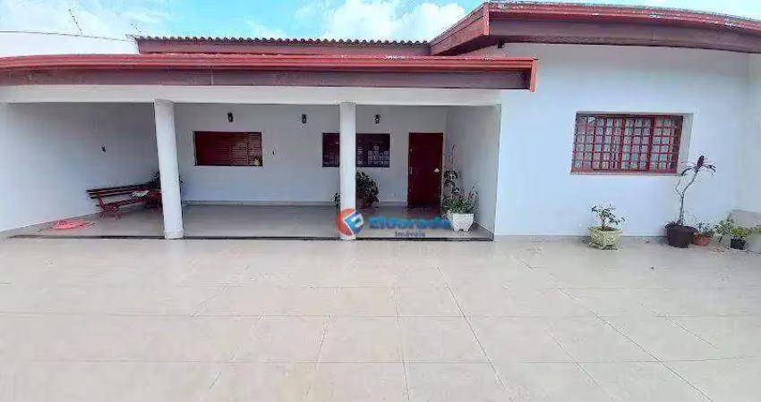 Casa com 4 dormitórios à venda, 225 m² por R$ 830.000,00 - Jardim Amélia - Americana/SP