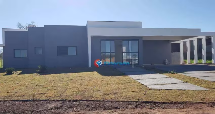 Casa com 4 dormitórios, 280 m² - venda por R$ 1.350.000 ou aluguel por R$ 3.500/mês - Santa Cristina I - Arandu/SP