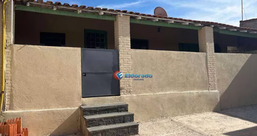 Casa com 1 dormitório à venda, 100 m² por R$ 295.000,00 - Parque do Horto - Hortolândia/SP
