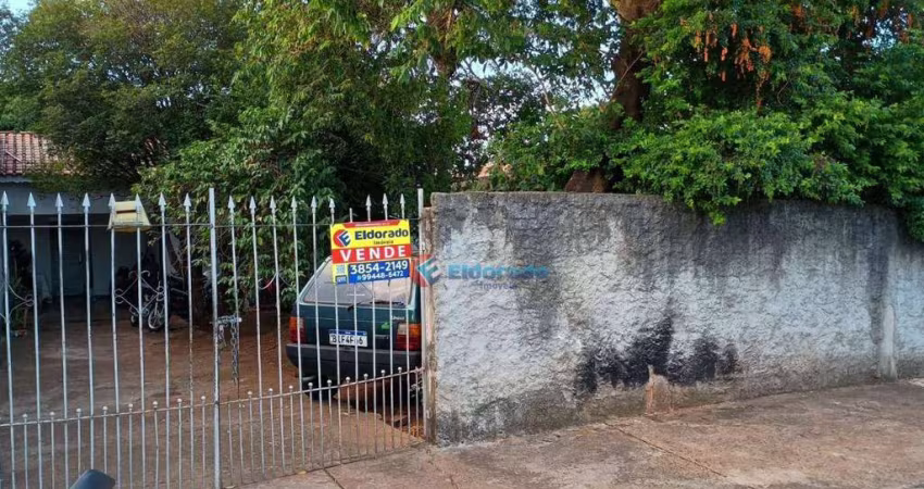 Casa com 4 dormitórios à venda, terreno 330 m², construção 110 m² por R$ 300.000 - Jardim Minezotta (Nova Veneza) - Sumaré/SP