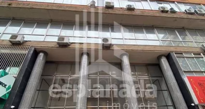 SALA AMPLA NA RUA URUGUAI