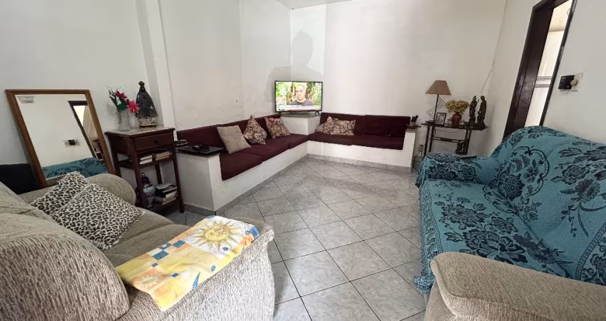 Casa duplex independente, 2 quartos, 2 suítes, churrasqueira, 2 vagas. Jardim Nautilus - Cabo Frio