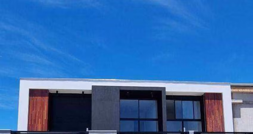 Sobrado com arquitetura moderna, com 3 Suítes, na Praia Grande em São Francisco do Sul