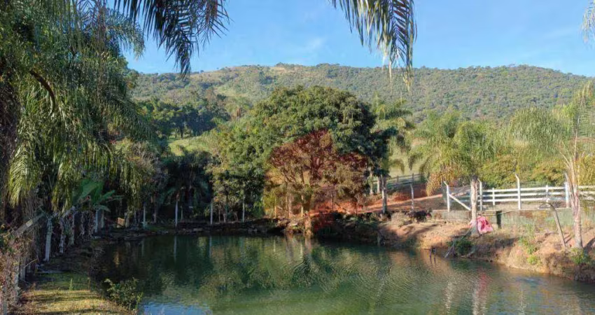 Sítio à venda, Aproximadamente 10 hectares  por R$ 2.950.000 - Zona Rural - Poços de Caldas/MG