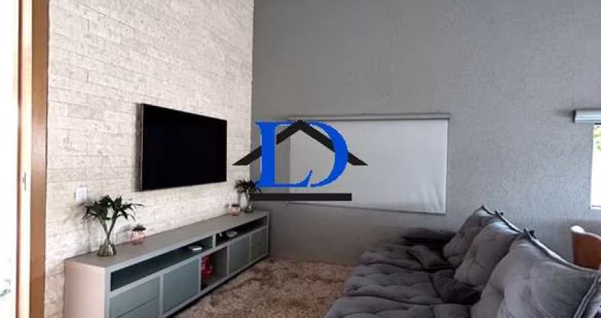 Casa em Condomínio de Luxo com 3 Suítes e 4 Vagas na Cidade de Senador Canedo-GO no Bairro Jardins Porto - Imperdível!
