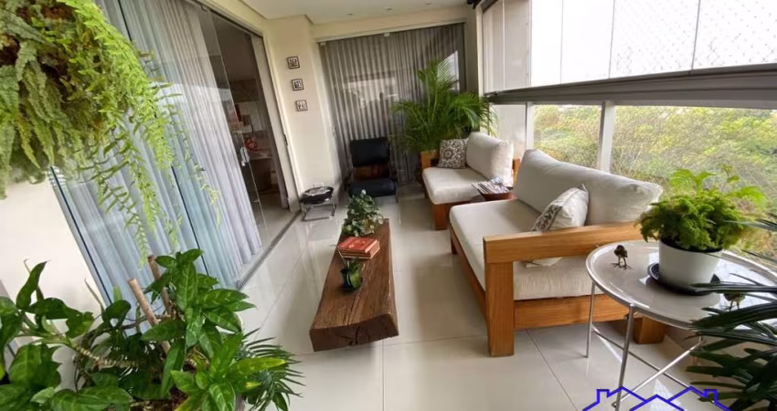 Residência de Luxo no Setor Marista, Goiânia-GO  3 Quartos, 3 Suítes, 3 Salas, 5 Banheiros  208m²  Vista para o Parque Areião  Condomínio Exclusivo - City Hall Park Residence.