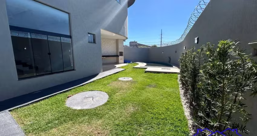 Imperdível, Excelente Ocasião - Casa à venda em Goiânia-GO, Residencial Canadá. 3 quartos, 3 suítes, 2 salas, 5 banheiros, 4 vagas, 211m².