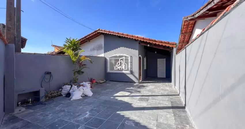 Casa para locação em itanhaém, belas artes, 2 dormitórios, 1 suíte, 2 banheiros, 2 vagas