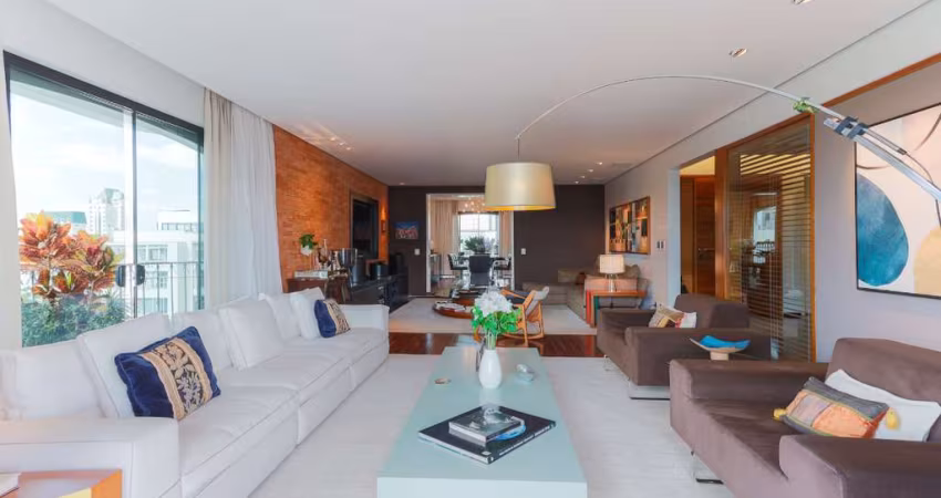 Apartamento tipo para venda com 2 quartos, sendo 2 suítes, 288m²